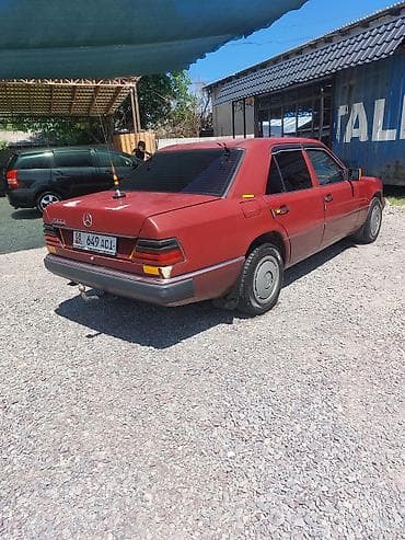 Унаа сатуу: Mercedes-Benz W124: 1991 г., 2 л, Кол менен иштөөчү, Дизель, Седан — 6