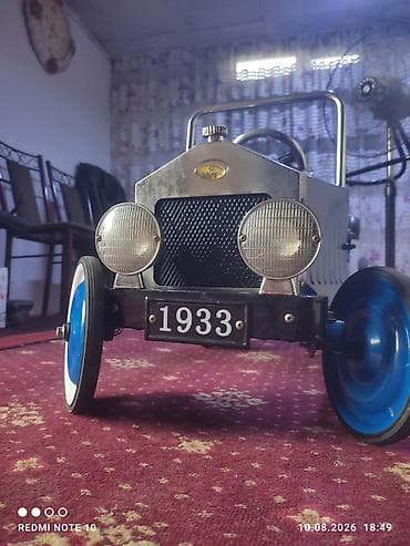 плютовый машина: Детская педальная машина в стиле ретро (номер «1933») - Металлический — 4