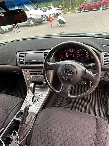 Subaru Legacy: 2004 г., 2 л, Автомат, Бензин, Универсал — 8