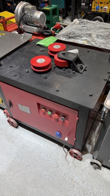 заклепка аппарат: Выпрямитель проволоки, Новый, В наличии — 5