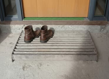 коврик входной: Решетки для водоотводных лотков, Стальная, Б/у — 1