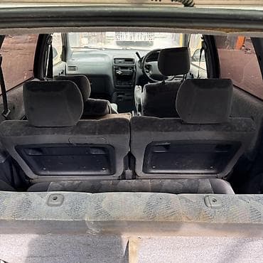 step 2: Toyota Ipsum: 1998 г., 2 л, Автомат, Газ, Хэтчбэк — 6