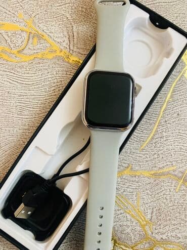 Garmin: Смарт-часы 7 с квадратным корпусом серебристого цвета и серым — 2