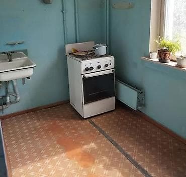 продаю квартиру 5мкр: 1 комната, 32 м², 105 серия, 6 этаж, Старый ремонт — 4