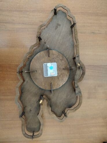 хорош подарок: Настенные часы в форме карты Кыргызстана. - Материал: дерево с — 3