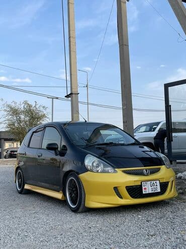 задний стопы: Сатылат 
Фит 2002 1.5 vtec — 3