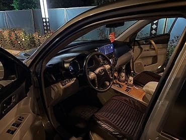 гибрит центр: Toyota Highlander: 2010 г., 3.3 л, Гибрид, Кроссовер — 6