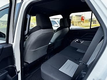 outback 2017: Toyota 4Runner: 2025 г., 2.5 л, Автомат, Бензин, Внедорожник — 8