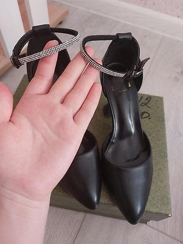 обувь с роликами: Одевала один раз на корпоратив — 4