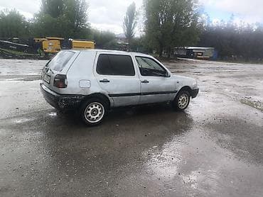Volkswagen Golf: 1996 г., 1.6 л, Механика, Бензин, Лифтбек
