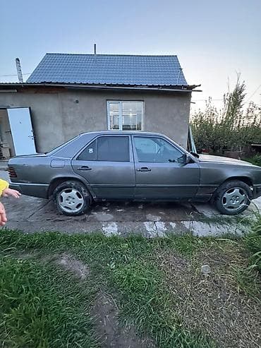 Продажа авто: Mercedes-Benz W124: 1988 г., 3 л, Механика, Дизель, Седан — 3