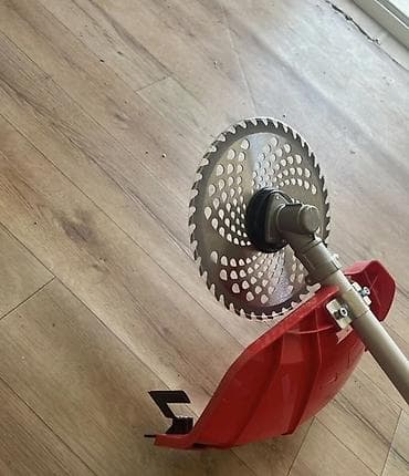 бензиновый тример: Триммер, мотокоса, Новый, Бензиновый, 2-х тактный двигатель, Платная доставка, Самовывоз — 3