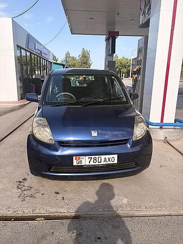 sanata yf: Toyota Passo: 2004 г., 1.3 л, Автомат, Бензин, Хэтчбэк — 2