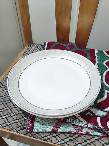 тазик металический: Эмалированный таз/миска и набор тарелок 1) Большая эмалированная — 3