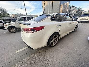 e klass: Kia K5: 2016 г., 2 л, Автомат, Газ, Седан — 6