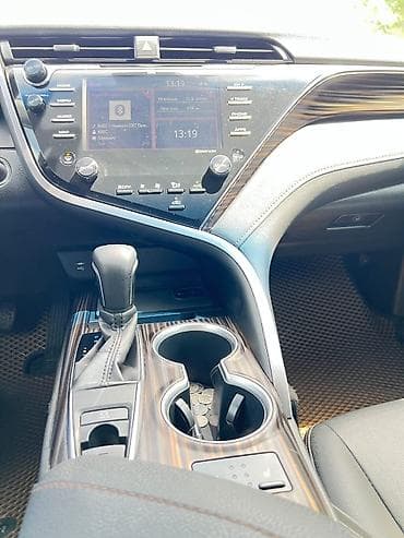 продаю кант: Toyota Camry: 2018 г., 2.5 л, Автомат, Бензин, Седан — 1