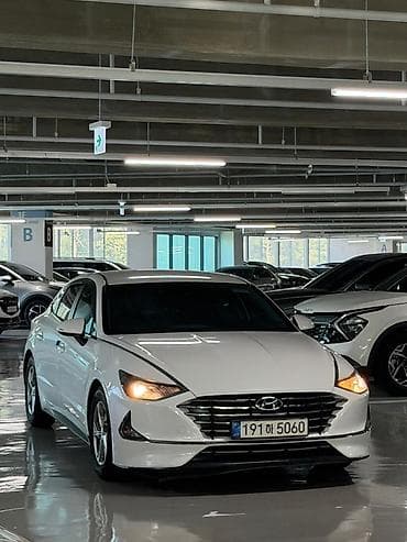 Hyundai Sonata: 2022 г., Газ, Седан