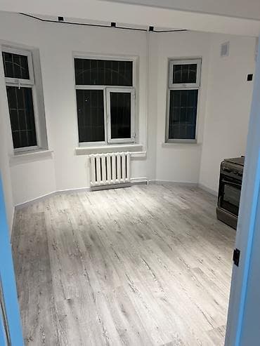 1 комната собственник: 1 комната, 41 м², 105 серия, 1 этаж, Евроремонт — 10