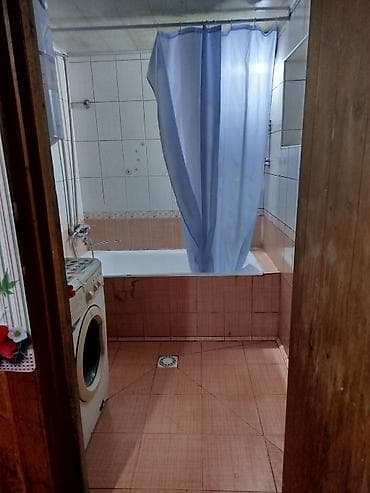 длиная: Сдам комнаты в частном доме. - Тип жилья: комнаты в блочном доме с — 9