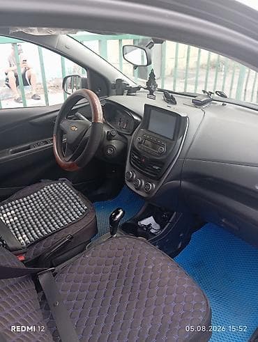1: Chevrolet Spark: 2018 г., 1 л, Автомат, Бензин, Хэтчбэк — 3