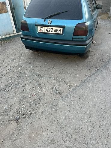 Продажа авто: Volkswagen Golf: 1994 г., 1.8 л, Механика, Бензин, Хэтчбэк — 2