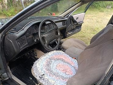 Audi 80: 1990 г., 1.8 л, Кол менен иштөөчү, Седан — 4