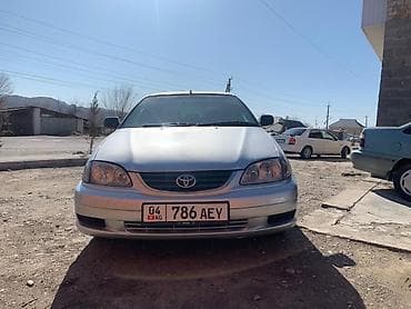 Toyota Avensis: 2002 г., 1.8 л, Автомат, Бензин, Хэтчбэк — 1