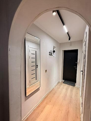 трех комнатную квартиру 8мкр: 3 комнаты, 54 м², 104 серия, 3 этаж, Косметический ремонт — 2