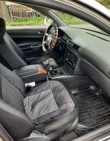надо делать: Volkswagen : 2003 г., 1.6 л, Механика, Бензин, Седан — 5