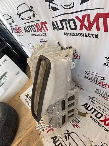 leksus: Корпус печки RX350. Оригинал . Цена договорная — 3