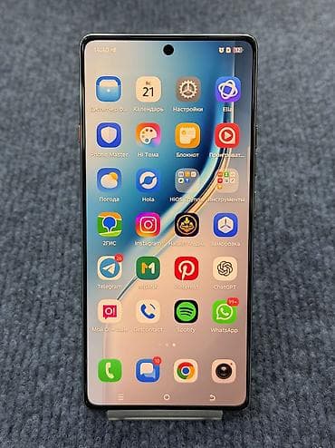 Техника и электроника: Tecno Camon s, Б/у, 256 ГБ, цвет - Синий, 2 SIM — 3