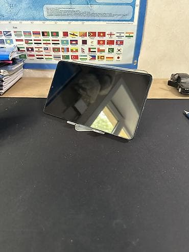 Планшеты: Планшет, Samsung, память 64 ГБ, 8" - 9", 5G, Б/у, Классический цвет - Серебристый — 2