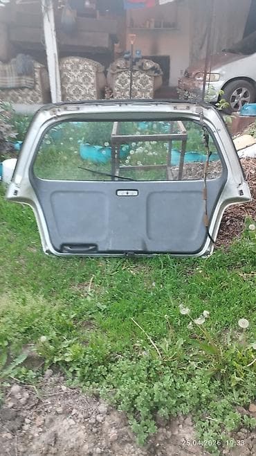 задний дворник на одиссей: Крышка багажника Honda — 3