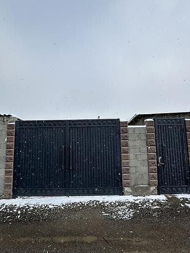 Продажа домов: СРОЧНО ПРОДАЕТСЯ!!! Район: Ак ордо 2 Участок: 4.25 Площадь: 130м2 — 1