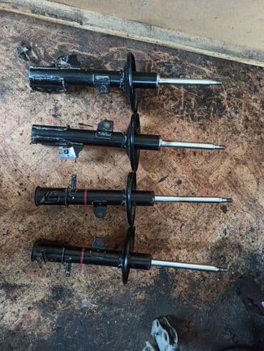 фото услуги рядом: Прокачка амортизаторов Клюгер. Прокачка пневмо амортизаторов, с — 2