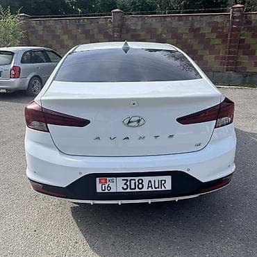 Продажа авто: Hyundai Avante: 2019 г., 1.6 л, Автомат, Бензин — 4