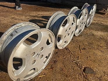 руль левый: Литые Диски R 15 Honda, Комплект, отверстий - 4 — 4