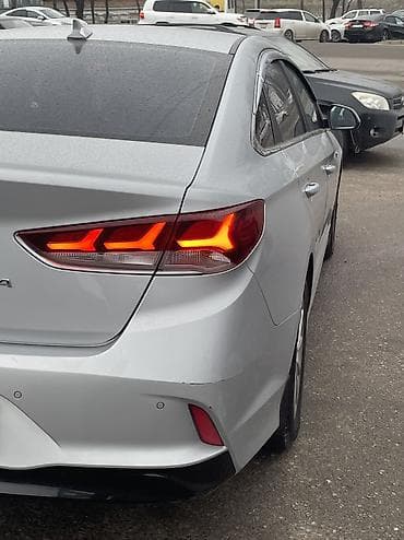 Транспорт: Hyundai Sonata: 2018 г., 2 л, Автомат, Газ, Седан — 6