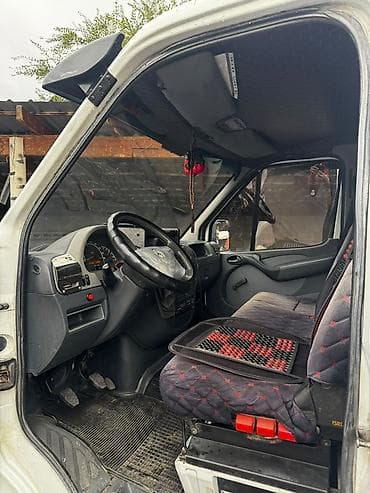 Унаа: Жүк ташуучу унаа, Mercedes-Benz, Стандарт, 3 т, Колдонулган — 10