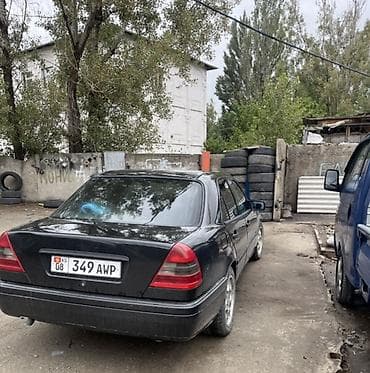 Mercedes-Benz C-Class: 1996 г., 1.8 л, Механика, Бензин, Седан