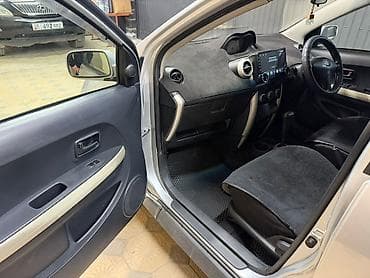 кассеты аудио: Toyota Ist: 2003 г., 1.5 л, Автомат, Бензин, Хэтчбэк — 6