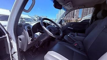 Kia BONGO: 2019 г., 2.5 л, Кол менен иштөөчү, Дизель, Van — 9