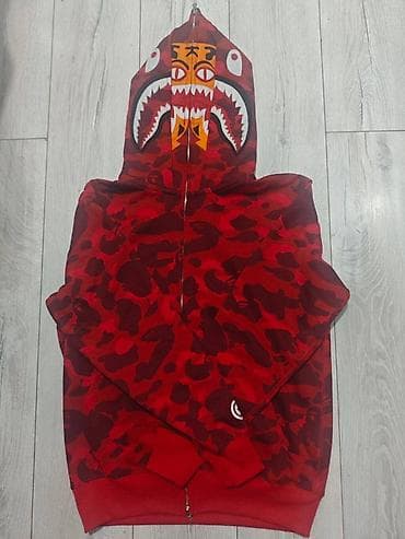 Толстовки: Мужская толстовка, M, Новый, цвет - Красный, Самовывоз — 1