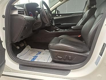 машина салон: Kia K5: 2020 г., 2 л, Автомат, Газ, Седан — 4