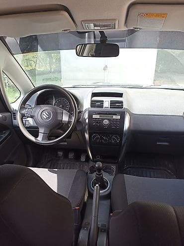 Транспорт: Suzuki SX4: 2009 г., 1.6 л, Механика, Бензин — 4