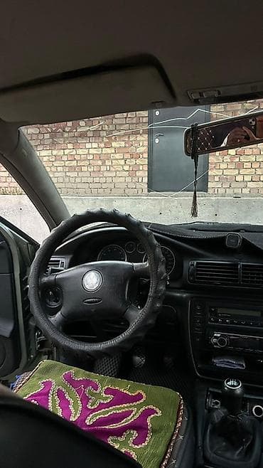Volkswagen Passat: 2003 г., 2 л, Механика, Бензин, Седан — 6