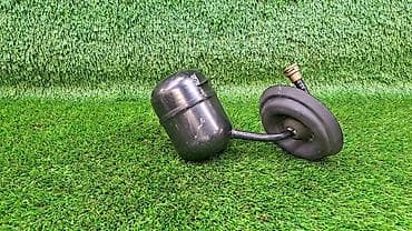 воздушная система: Воздушныи резервуар Е53 37 12 6 —-755 022 Год 2003 В отличном — 2