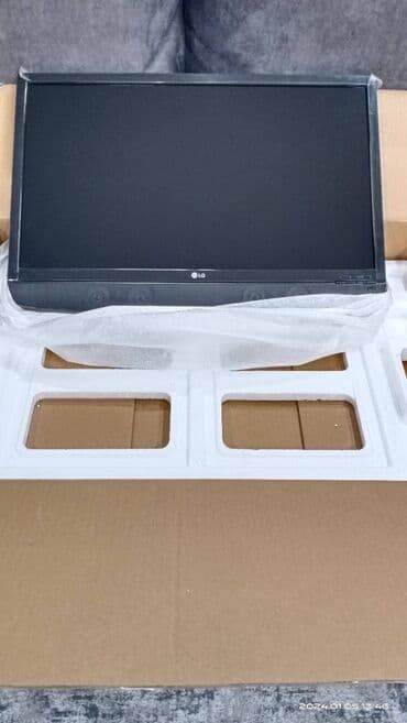 Продам телевизор LG 24MT48 - в идеальном состоянии. Индонезийская