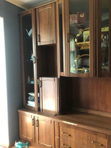 мебель нарын: Зал үчүн гарнитур, Колдонулган, Шкаф, Өзү алып кетүү, түсү - Күрөң — 3