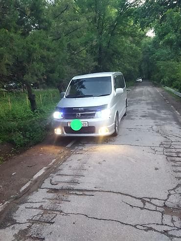 семейный авто: Honda Stepwgn: 2003 г., 2 л, Автомат, Бензин, Минивэн — 2